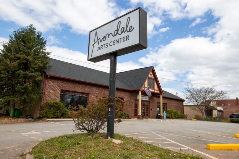 The exterior of the Avondale Arts Center. Isadora Pennington