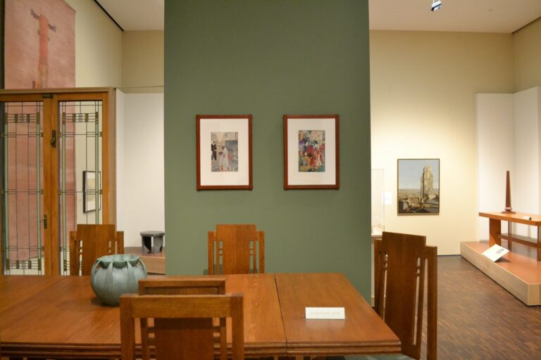 Decorative Arts & Design at the Figge Art Museum Decorative Arts & Design at the Figge Art Museum. Image Courtesy of the Figge Art Museum