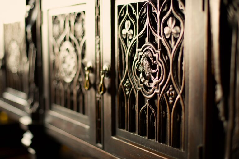 Carved Oak Sideboard Table, by Karl von Rydingsvärd (1863-1941), 1921. Photography by Justin Hankins, 2018