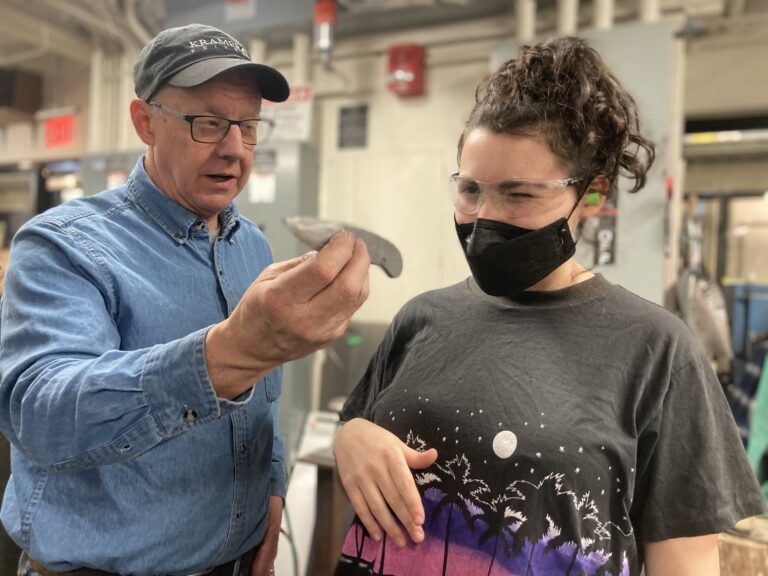 Master Bladesmith and Visiting Artist Bob Kramer leads a knife-making workshop Master Bladesmith and Visiting Artist Bob Kramer leads a knife-making workshop. Rhea Vedro