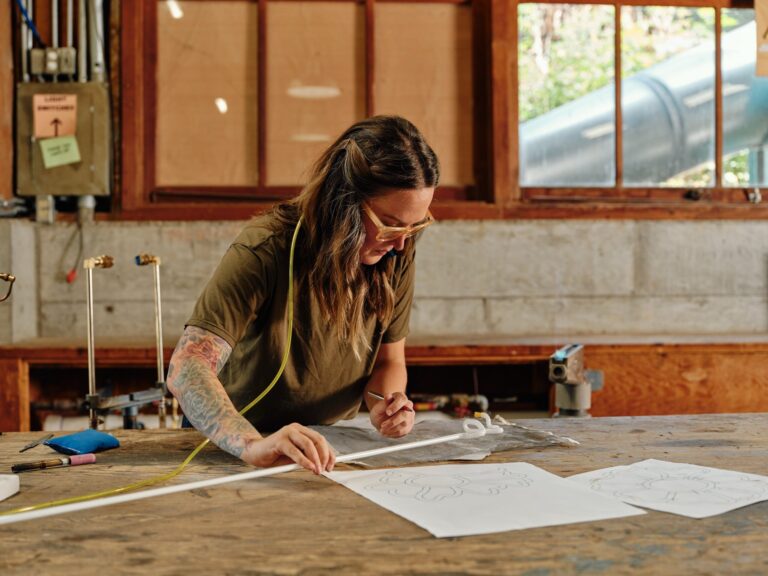 Artists have been teaching and inspiring other artists since 1971 in all forms of glass, including neon (pictured here). Photo courtesy of Pilchuck Glass School Artists have been teaching and inspiring other artists since 1971 in all forms of glass, including neon (pictured here). Photo courtesy of Pilchuck Glass School