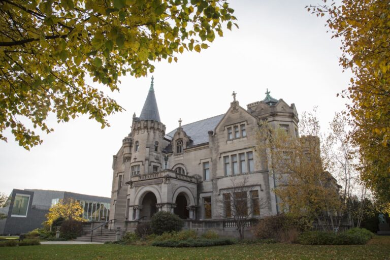 The American Swedish Institute. ASI