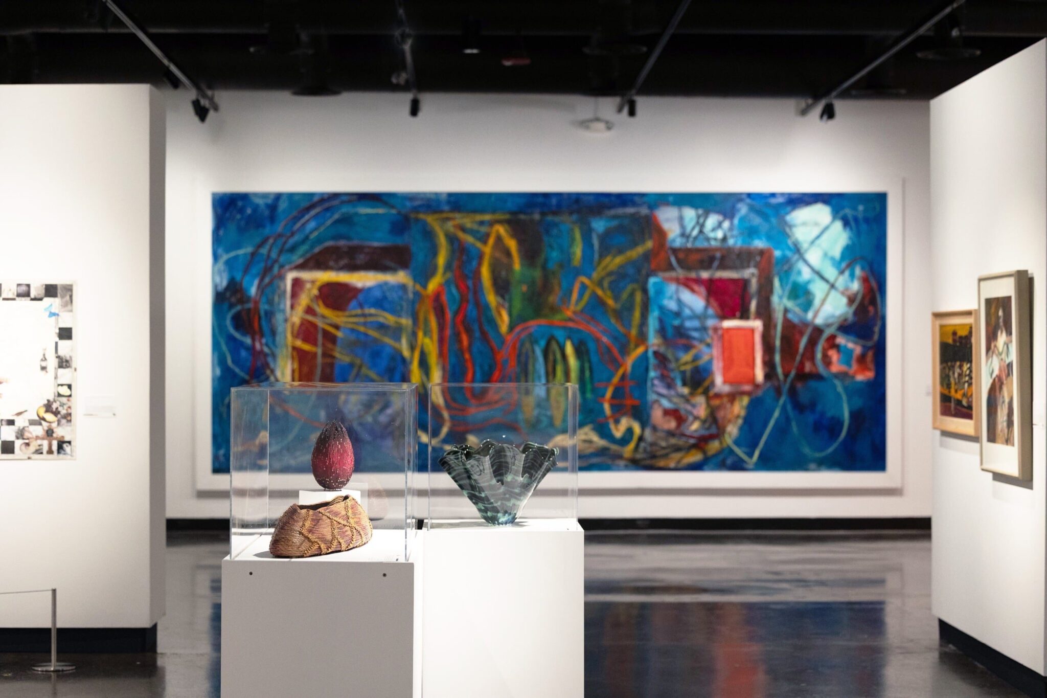 Photo inside of the Lipscomb Art Gallery at the South Carolina State Museum. Courtesy of the South Carolina State Museum