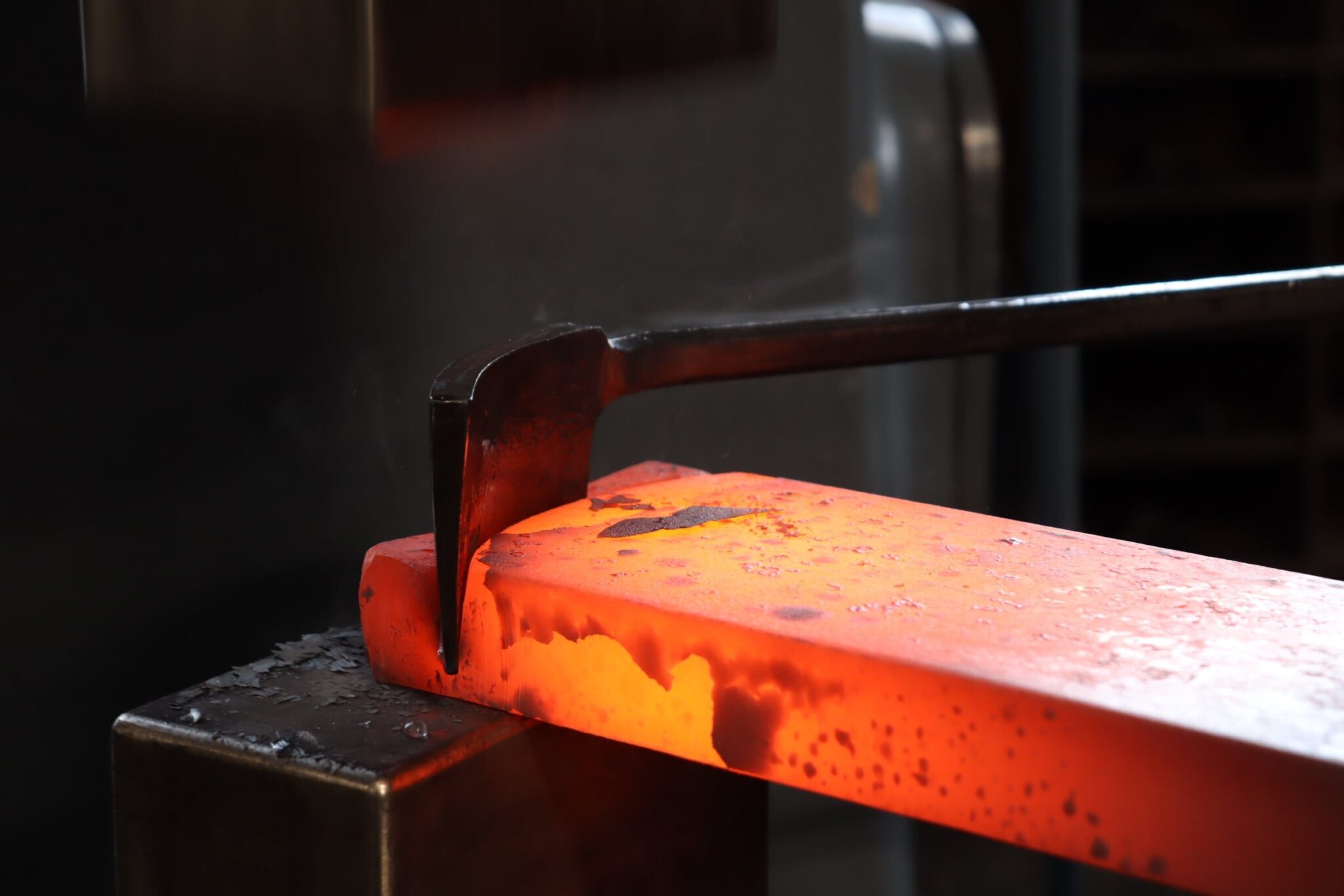 Power Hammer Hack Being Used. Center for Metal Arts