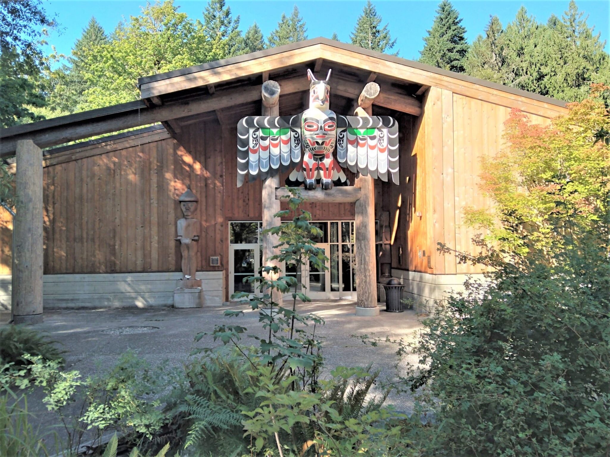 The House of Welcome entrance. Laura VerMeulen