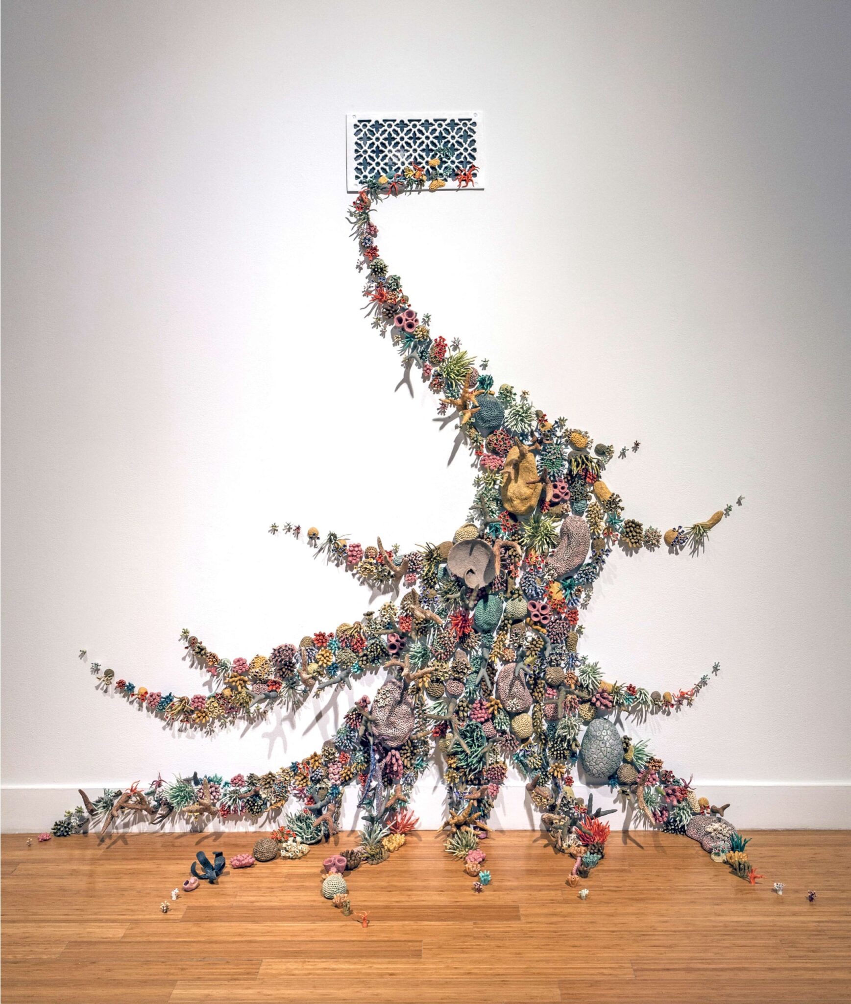 Aqueduct (2016) by Courtney Mattison. Glazed stoneware and porcelain. 250 x 250 x 50 cm (98 x 98 x 20 in). Courtesy of the artist. Images courtesy Glen McClure for Virginia MOCA.