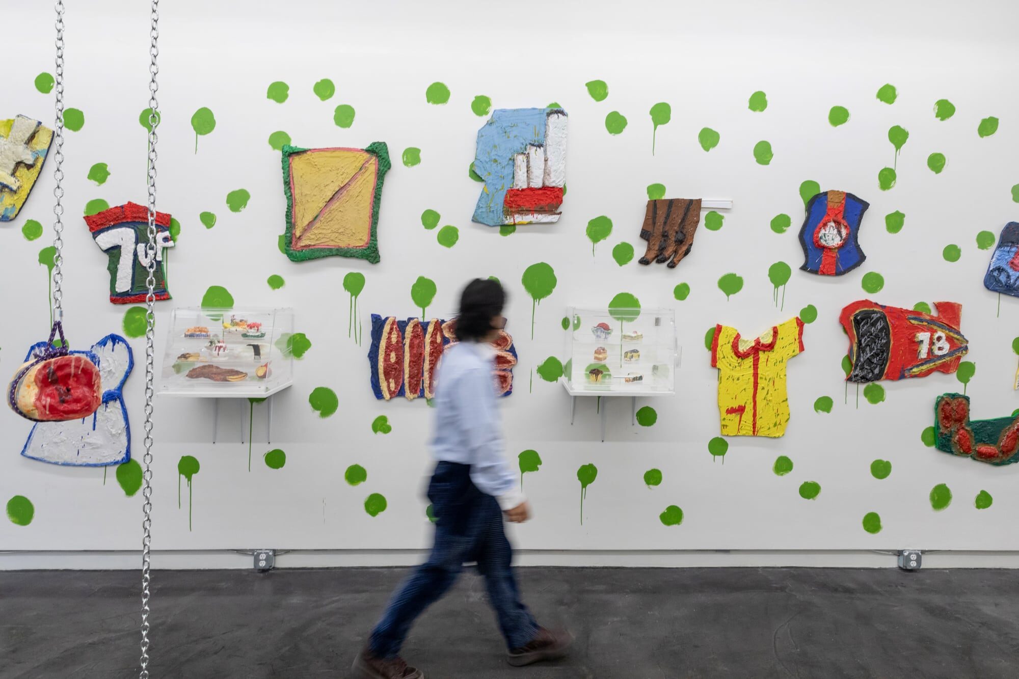 Exhibition view, The Store of Sturtevant’s The Store of Claes Oldenburg (on view at Praise Shadows Art Gallery, 2023). Credit: Dan Watkins and Praise Shadows Art Gallery.