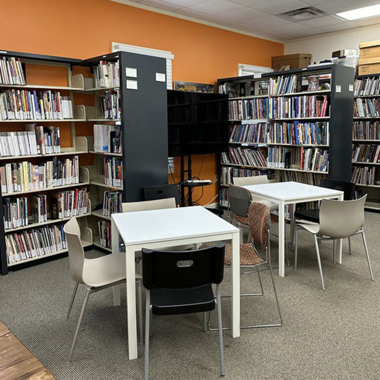 Fiber Art Library (4,000 volumes). SEFAA