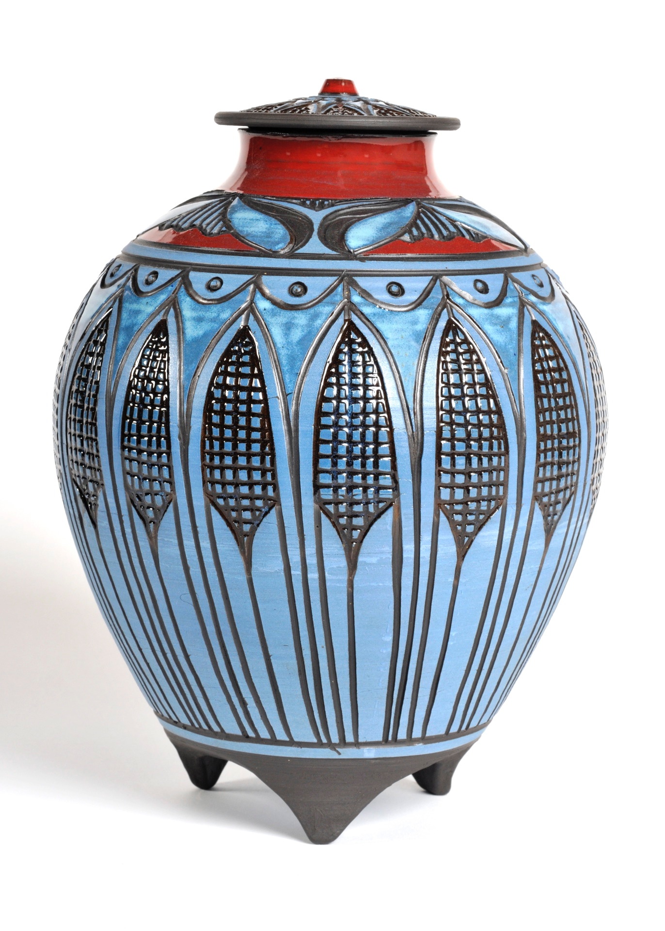 Tri-pod Covered Vessel Tri-pod Covered Vessel. Larry Allen