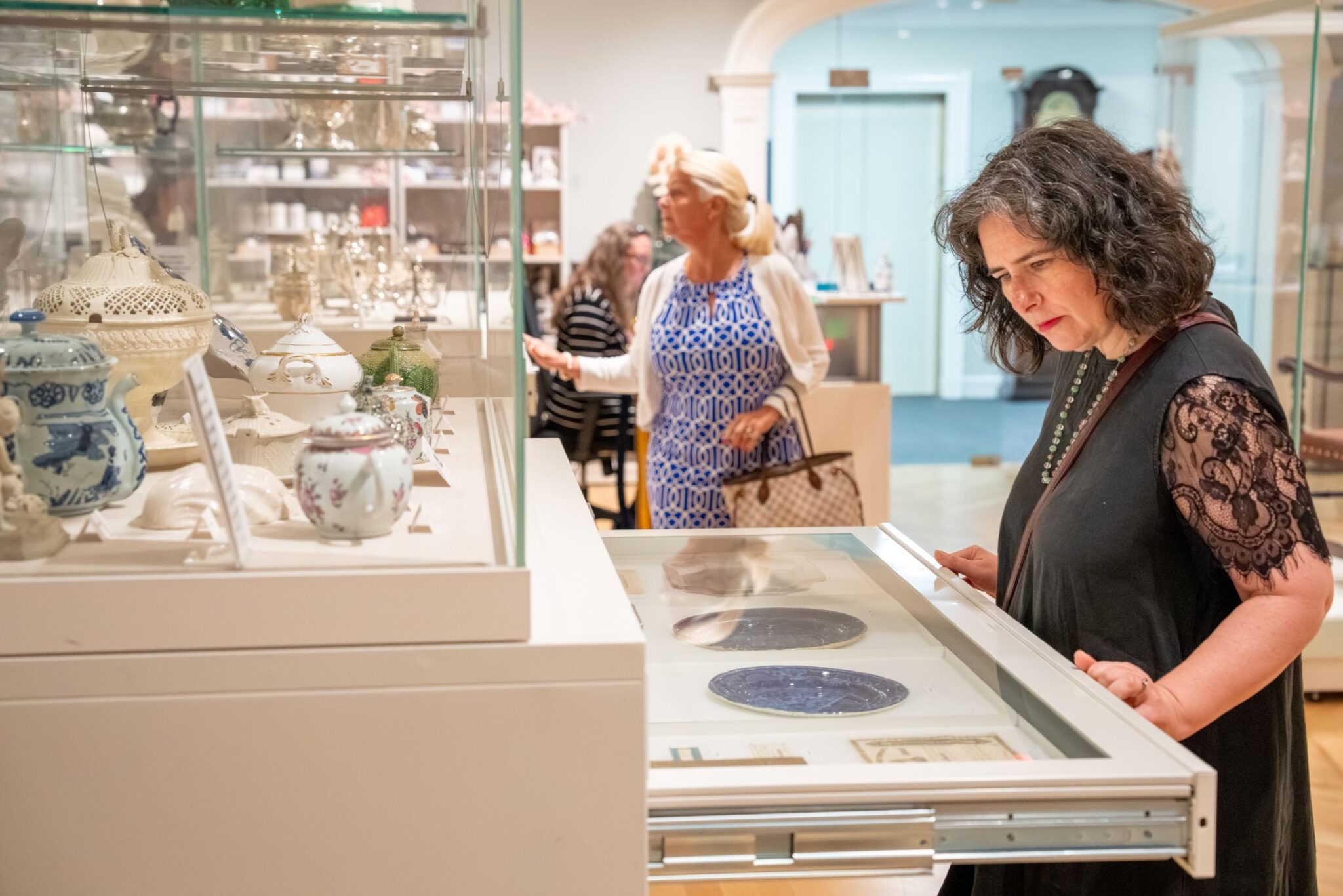 Visitor Exploring Study Gallery. Photo credit Jason Hornick
