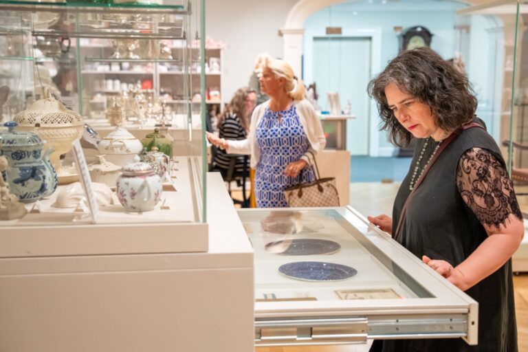 Visitor Exploring Study Gallery. Photo credit Jason Hornick