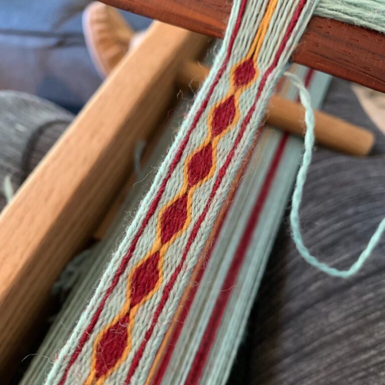 Tablet Weaving Start to Finish. A. Brower