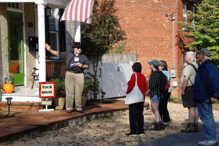 Fairgoers about to Step Inside One of the Historic Properties on the Homes Tour Fairgoers about to Step Inside One of the Historic Properties on the Homes Tour. S. Kelly