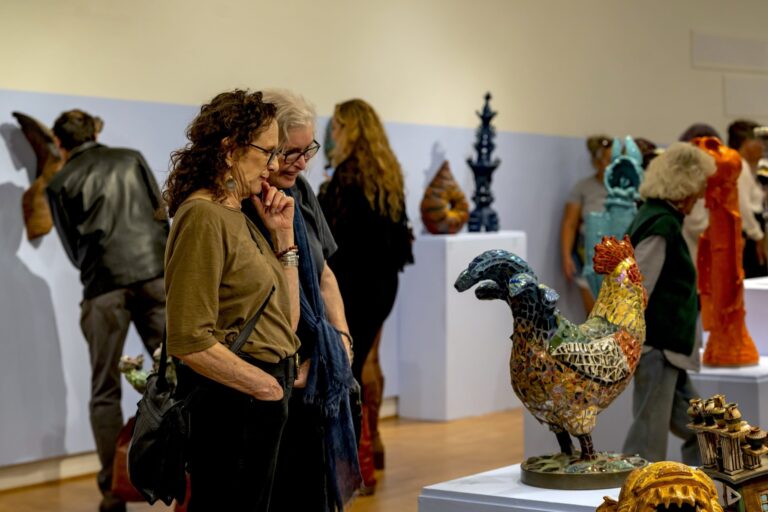 Visitors enjoying Silica / SiO2: Northern California Ceramics Visitors enjoying Silica / SiO2: Northern California Ceramics. Photo by Daris Jasper