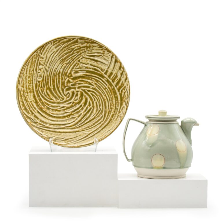 Plate by Brad Johnson, Pitcher by Shawn Spangler Plate by Brad Johnson, Pitcher by Shawn Spangler. Photo by Belger Arts